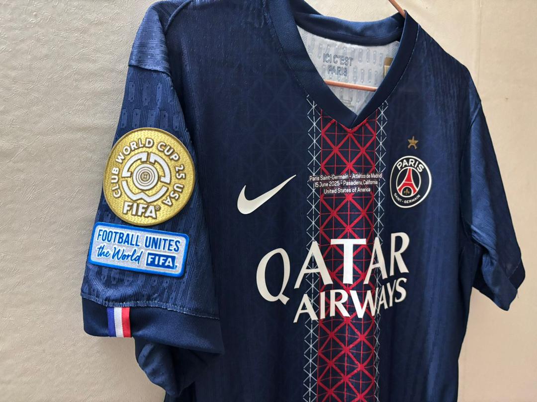 Maillot Domicile PSG Paris-Saint-Germain 2025/2026  World Cup #25 – Homme | Noir
